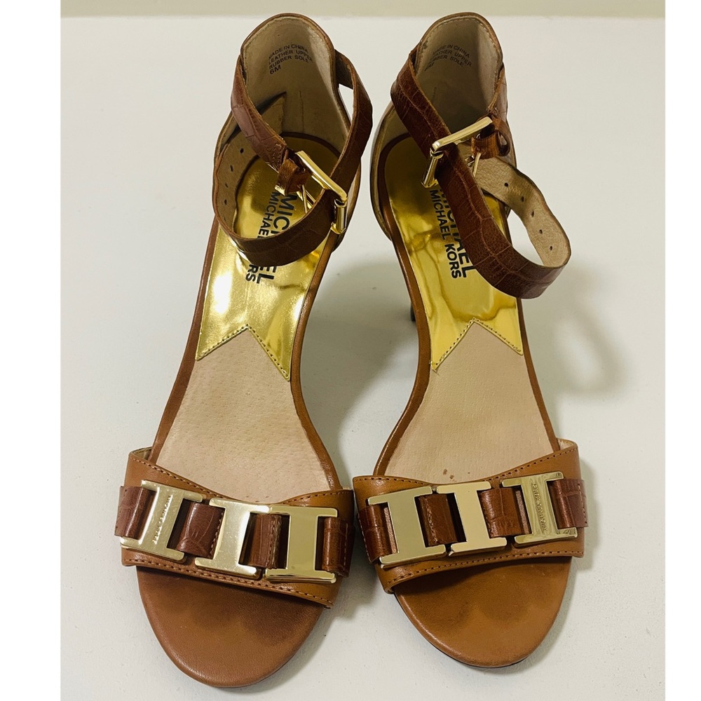 Michael Kors Sandal!
